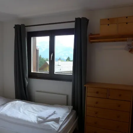 Daire Les Pins B3 Ollon